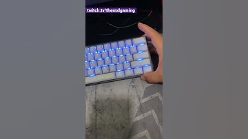 Let’s install the Razer Phantom key caps