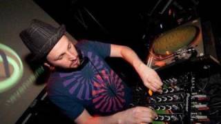 Download Lagu Noah D - That Hardcore Track [HQ] MP3