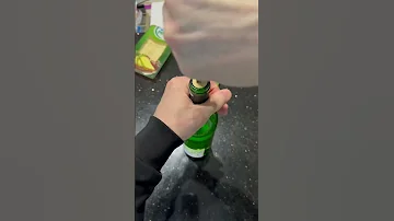 Как вытащить застрявшую пробку из бутылки вина