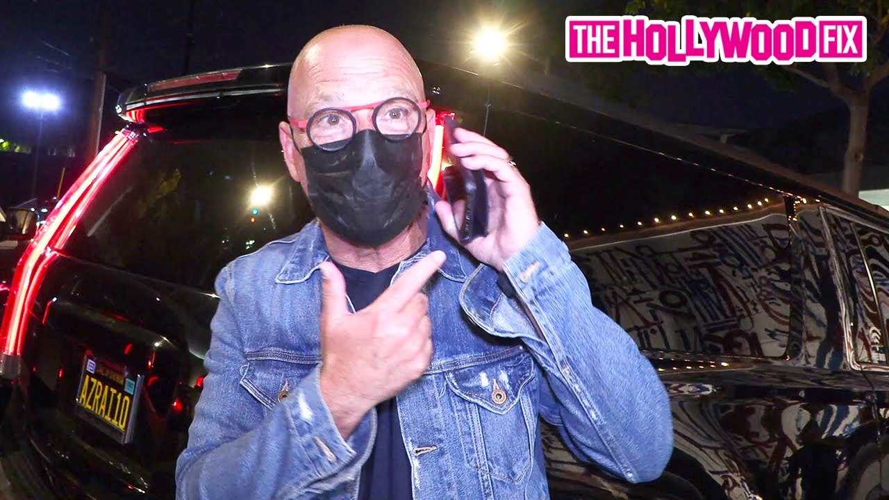 Howie Mandel's Germophobia Kicks In When Asked To Sign Autographs While Leaving Dinner At Craig's