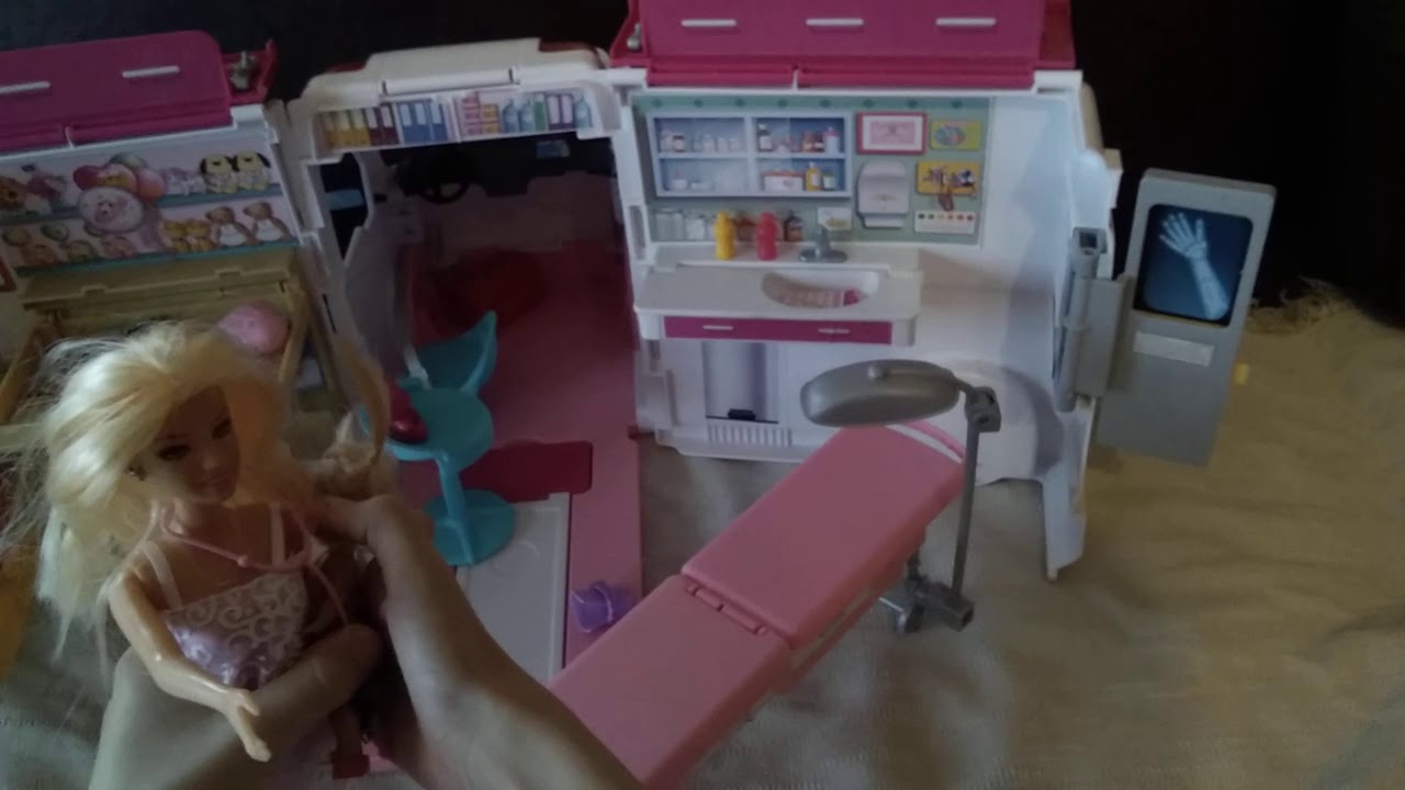 It 's Barbie's time || Νταντα σε απόγνωση! - YouTube