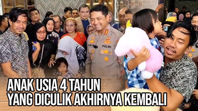 Porno gozal eski mushuk Toliq, nok shaklidagi raqamlar bilan chiroyli qoramagiz modellarning fotosuratlari