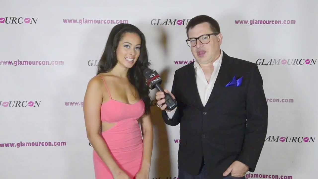 Playboy Playmate Miss March 2013 Ashley Doris video at Glamourcon 2013, Long Beach, CA