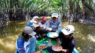 TERCYDUK !!! UDANG GALAH SEMBUNYI DI BALIK KAYU, DI TANGKAP PAKAI TANGAN KOSONG