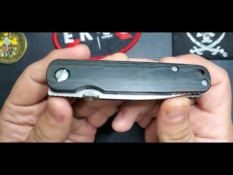 Emerson Knives Collection  - The EKOG Mini A-100 Special Run (comparison with mini sheepdog)