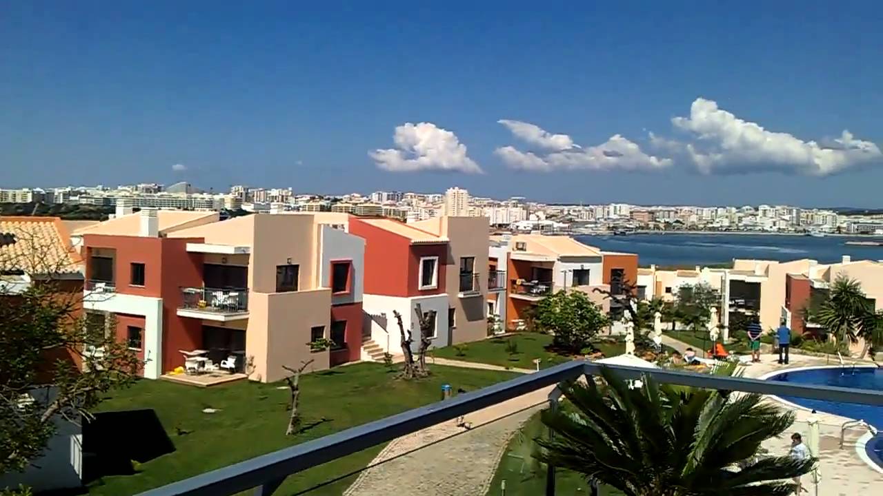 Ferragudo vittor's village