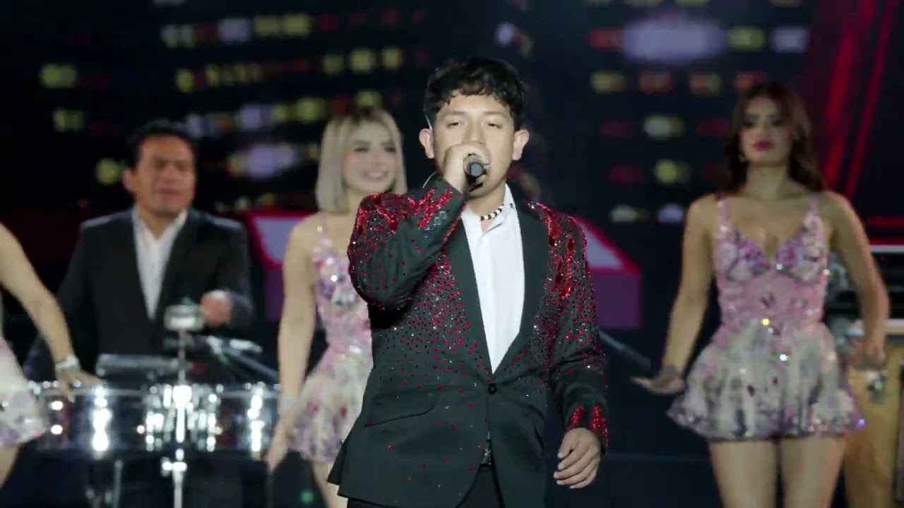 EN VIVO DESDE PLAZA NORTE ORQUESTA LA BELLA LUZ  / ENCUENTRO CON ZULLY 