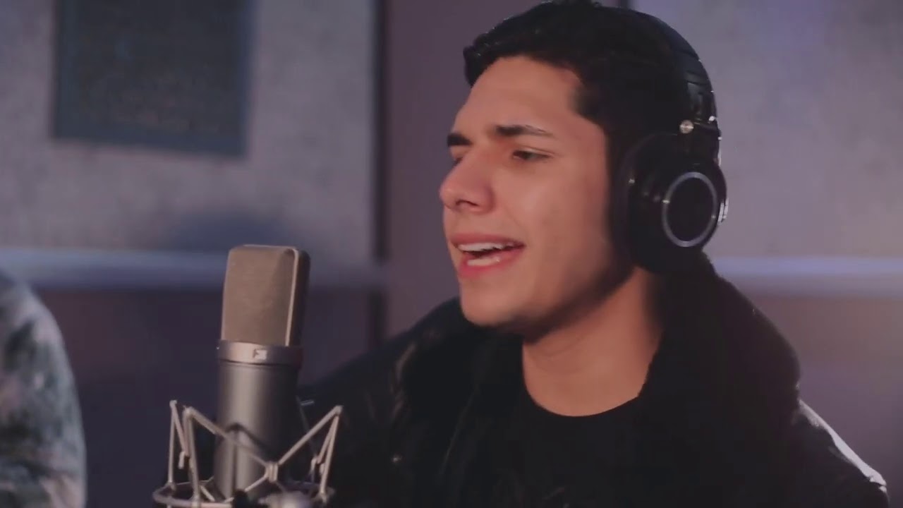 Aaron Gil - Con Que Me Quedo Yo