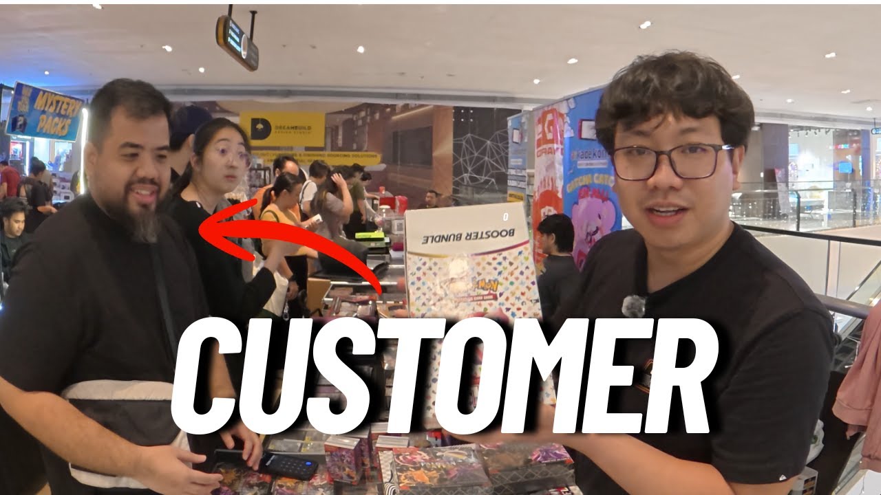 Customer Ako Sa Sarili Kong Booth | Collector's Bazaar Greenhills Mall | Vendor POV