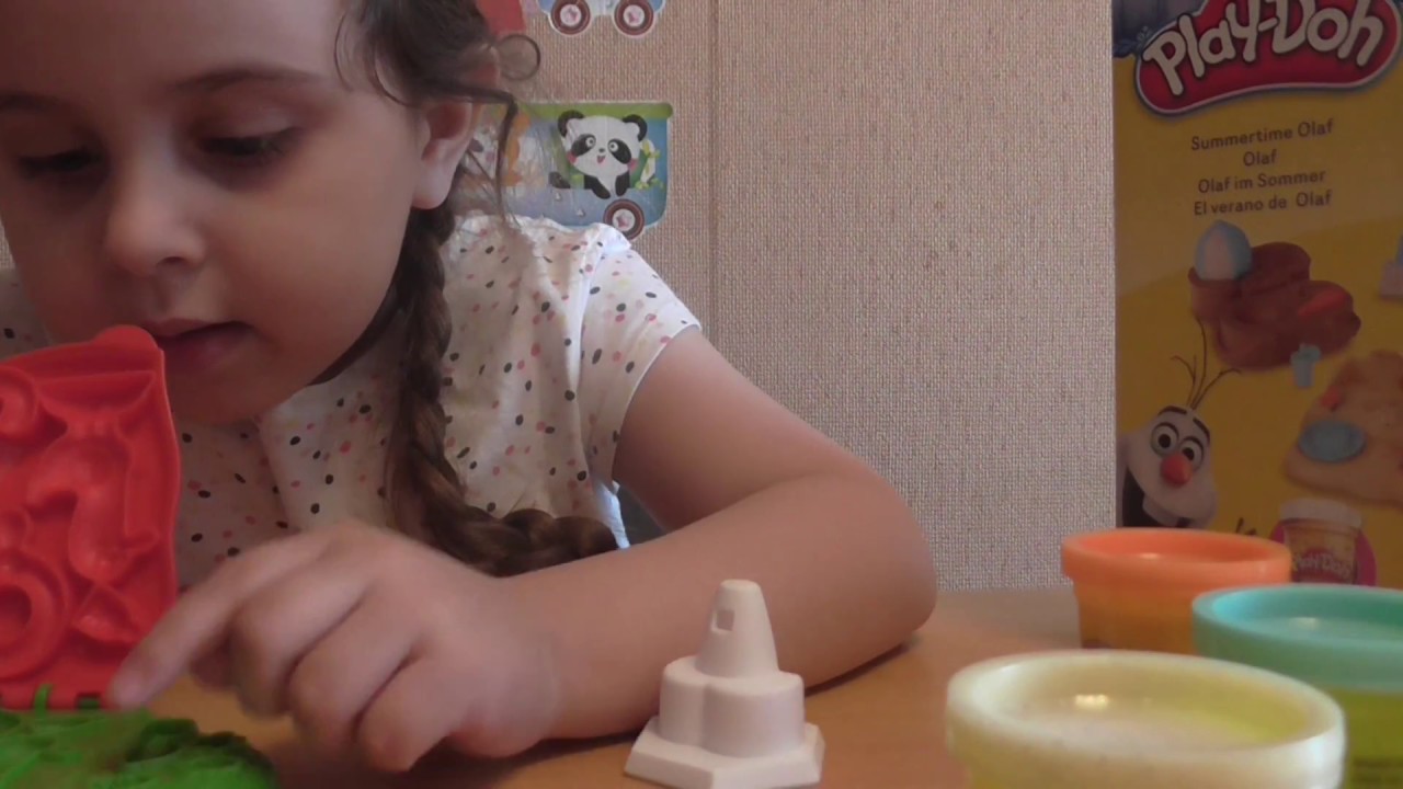 ЛЕПИМ из набора PLAY DOH"ОЛАФ" SCULPT from a set PLAY DOH"OLAF"