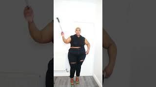 How To Style Black Jeans For Fall