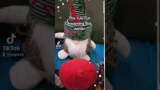 A Gonk recites The Yule Cat
