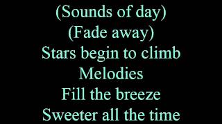 Right here in my arms (Reunion) - lyrics chords