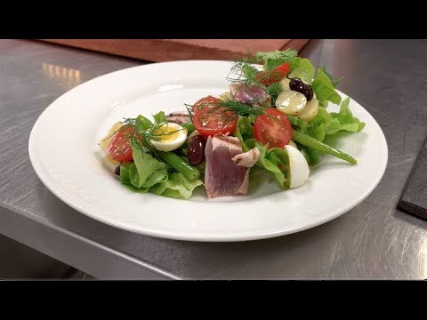 Video: Nicoise Salat Med Tun Og Vagteleæg