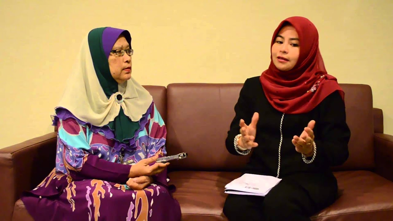 Malaysia Fashion Week - Exclusive Interview With Datuk ...