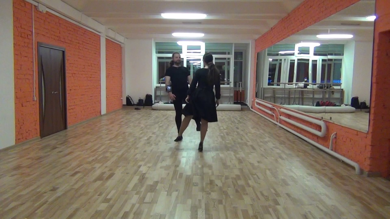 Menuet de la Reine. Dmitry Filimonov and Daria Sundukova - YouTube