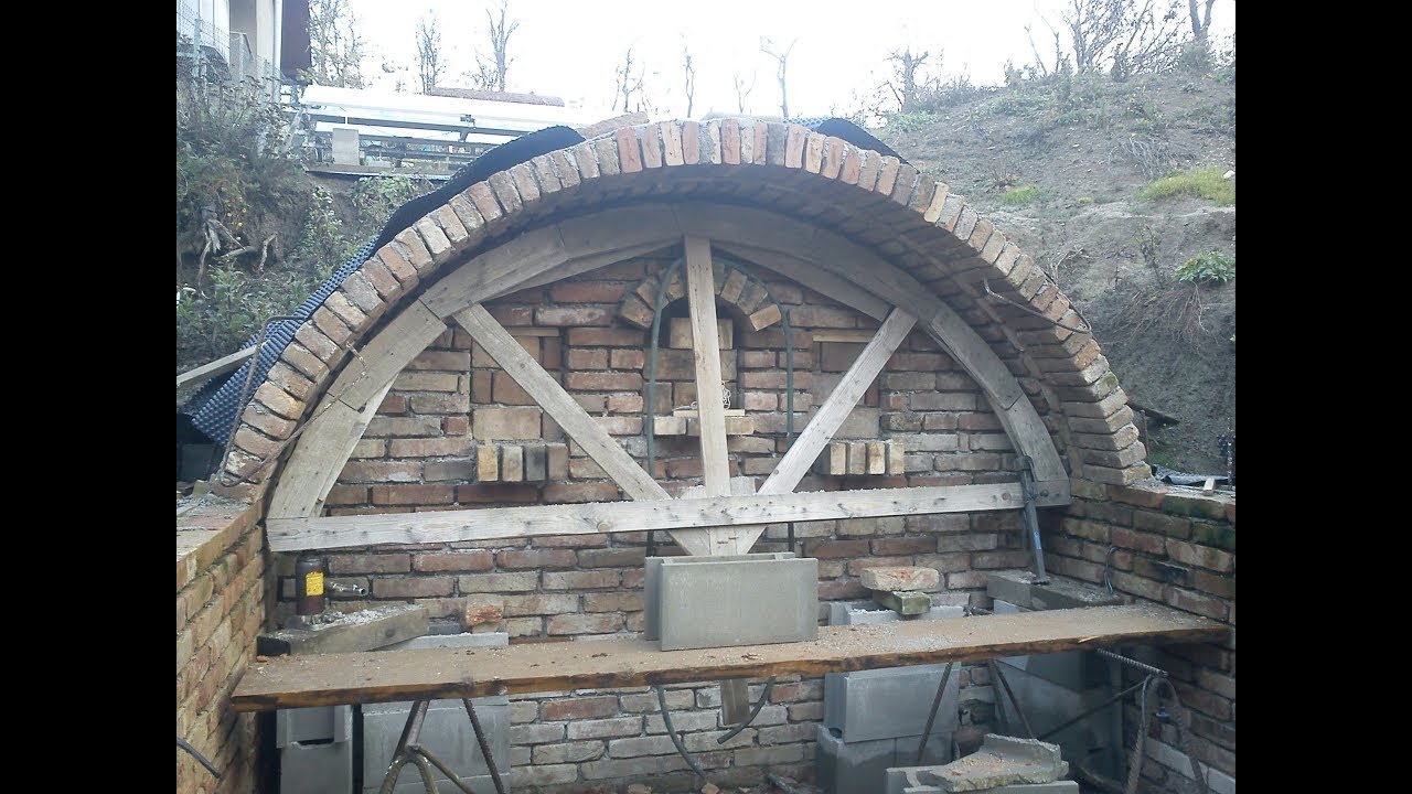 Výstavba vinnej pivnice sv. Urbana, Jasenové, rok 2017.