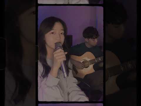 Video Tuổi Mộng Mơ | Huyền Trang Lux ft. Quốc Phan | Guitar... - youtube