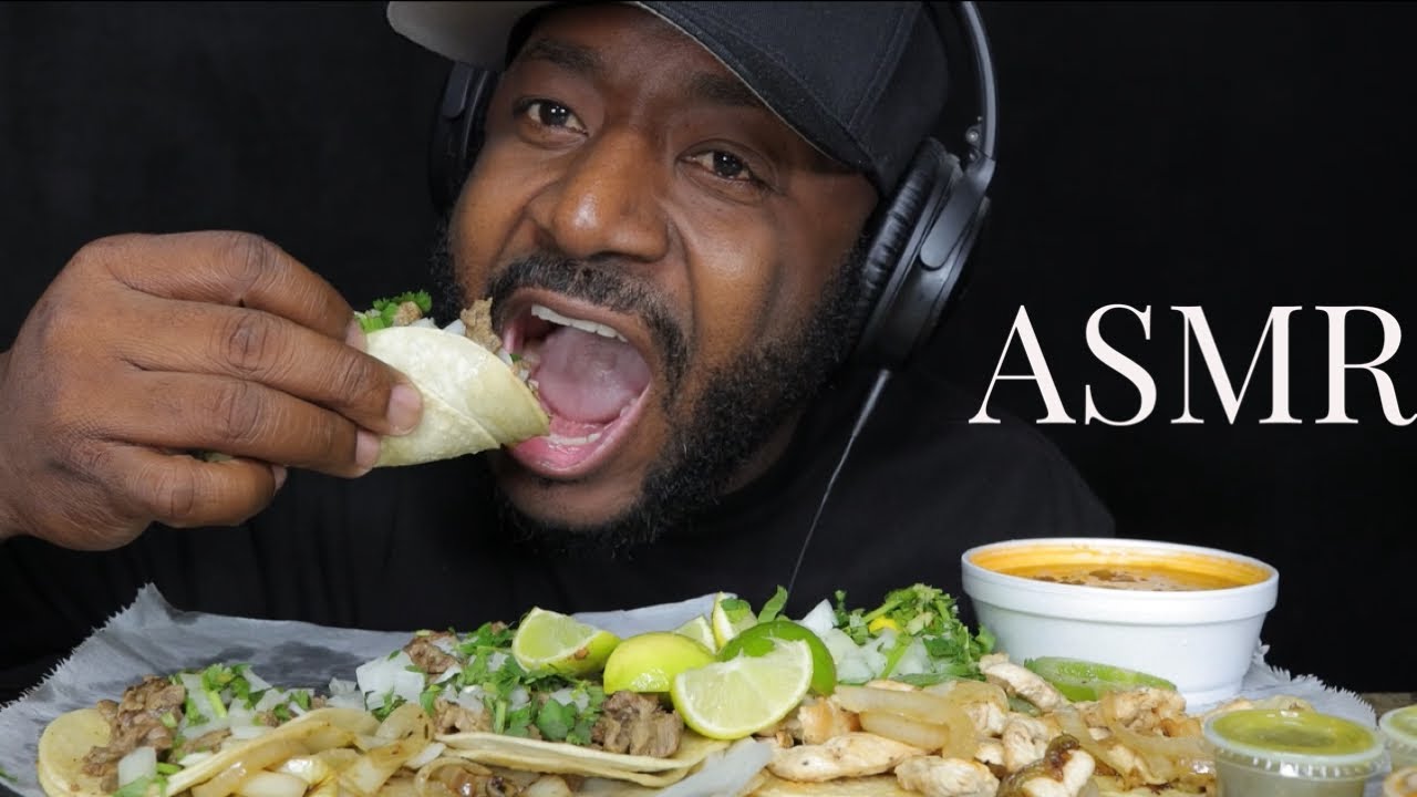 ASMR EATING CARNE ASADA & CHICKEN FAJITA STREET TACOS  MUKBANG (NO TALKING) TCASMR