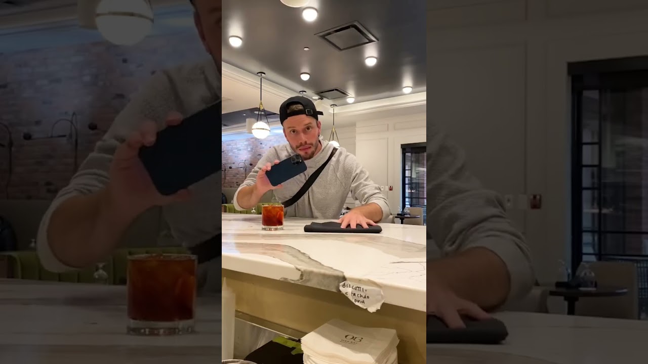 Mobile video trick for making a drink 📱 