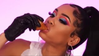 Download Lagu Saweetie eating like a prisoner for 7 minutes straight. MP3 Download Lagu Saweetie eating like a prisoner for 7 minutes straight. MP3