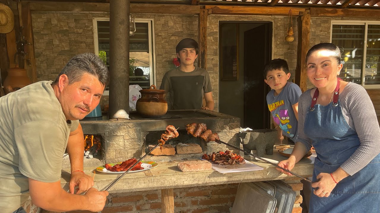 CARNE ASADA ALA VARILLA CON FRIJOL EN AGUA Y SAL  