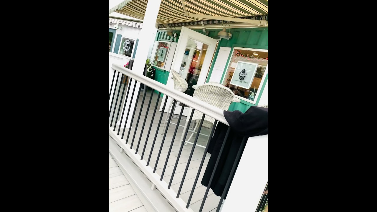 Fall time at the bakery and I am loving this weather! 