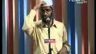 Dr Zakir Naik speaking about piracy in Islamic softwares screenshot 1
