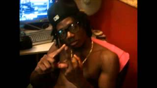 ELJI   Inna Yuh Belly   Edf riddim by deejay v trine 2011 wmv   YouTube