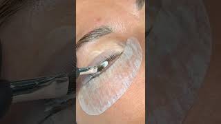 Le YUMI Lash 3.0 - un réhaussement de cil Made in France par YUMI Beauty