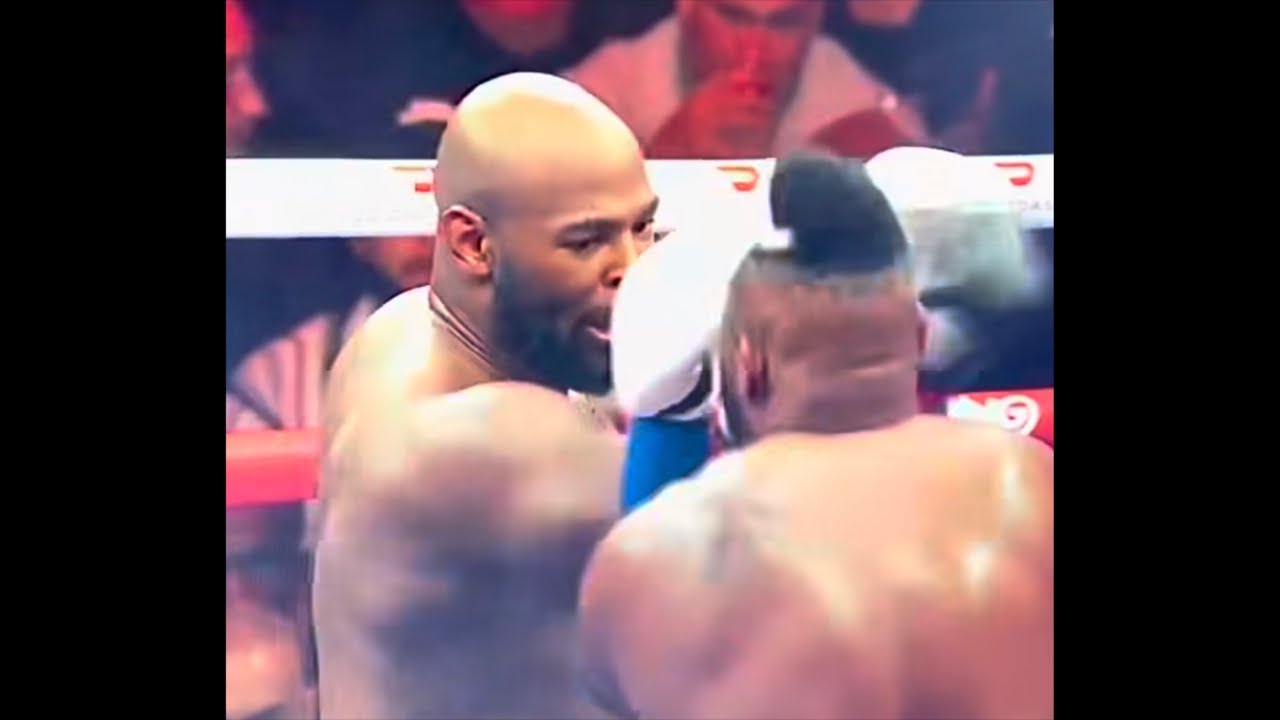 Professional Boxing goes viral !! Why not rock a bald head