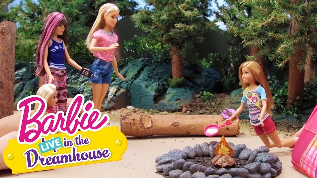 Ah, O campo de novo | Barbie LIVE! in the Dreamhouse | @Barbie