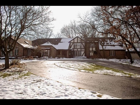 8525 West 128th Street, Palos Park, IL home video tour