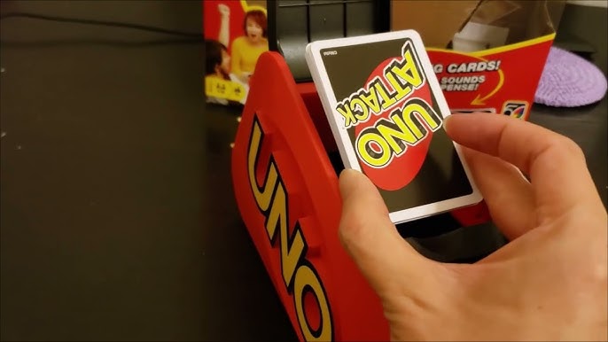  UNO Extreme Card Game Featuring Random-Action Launcher