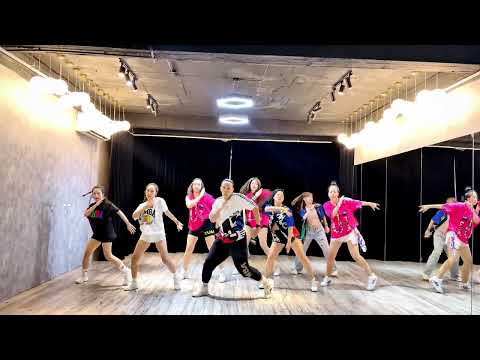 Bruk It Low - D.RIDDIM ( Full Choreo ) I Choreo By Bở I Zumba Fitness