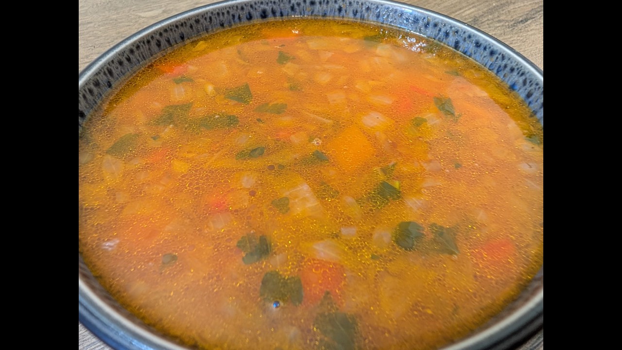 Ciorbă de fasole cu legume, rețetă de post, sănătoasă și delicioasă