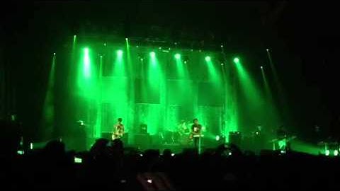 Bloc Party - Hunting For Witches (Live in Jakarta)