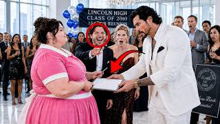Her Ex Mocked the Plus-Size Caterer at Their Reunion—Then the Mafia Boss Asked for Her Signature