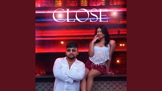 Download lagu Close