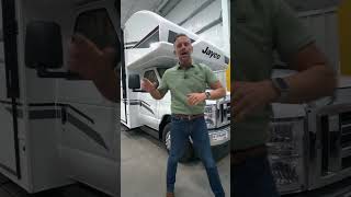 Seamless Front Cap - Redhawk Class C Motorhome - Top 10 Features & Benefits – Jayco RV