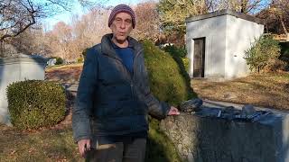 Famous Graves - Phil At The Grave Of John Garfield, November 26, 2024