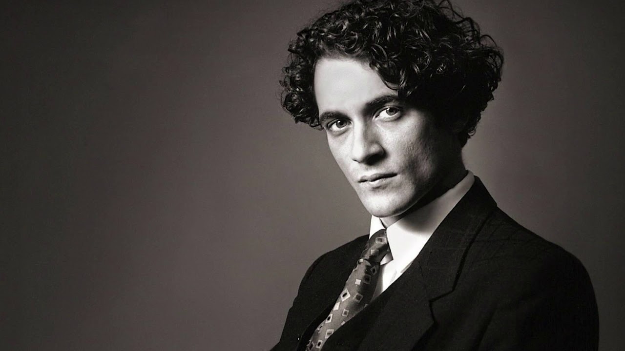 Vallina plays Schumann Symphonic Etudes