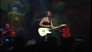 Video thumbnail of "Sheryl Crow - If It Makes You Happy (live from Detroit, 1999)"