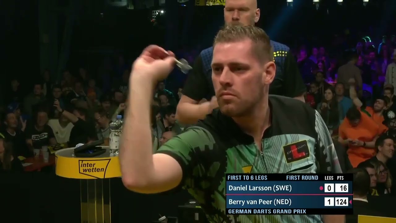 Rare Checkout Attempt By Berry van Peer At German Darts Grand Prix