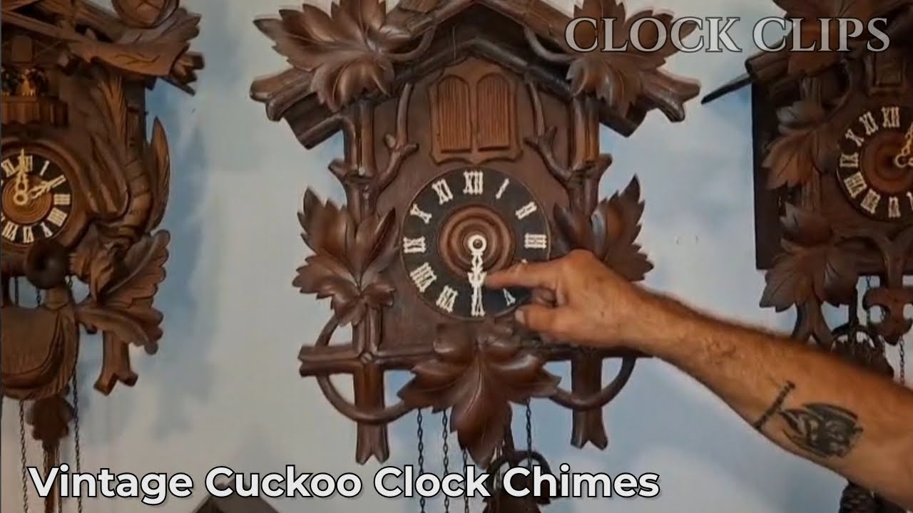Vintage Cuckoo Clock Chimes