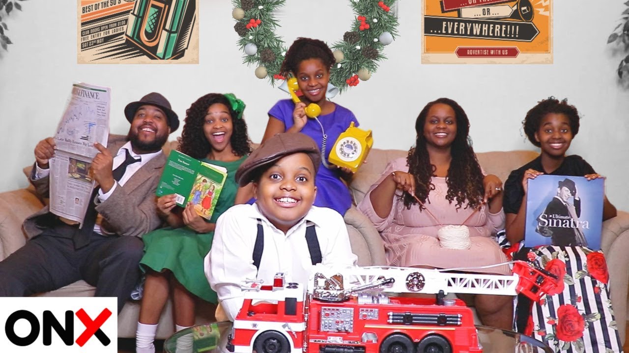 Christmas Surprise Guest! (1950 vs 2018) - Onyx Family