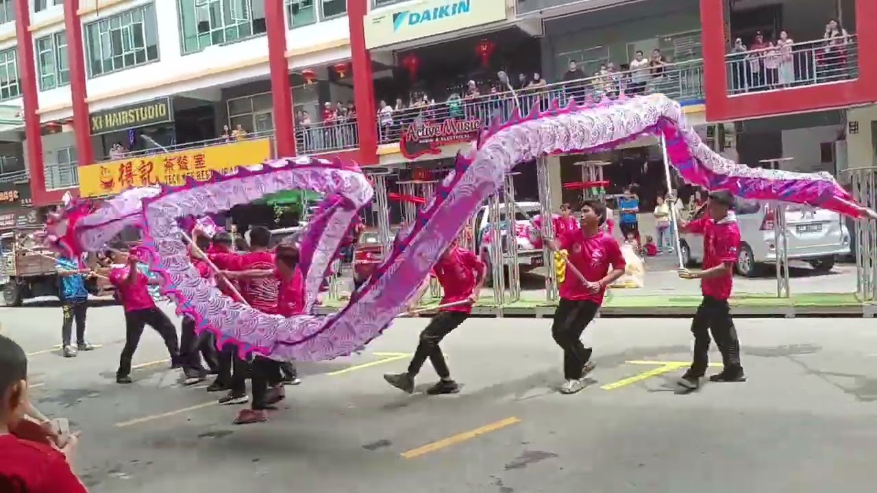 Dragon dance by Subang Lion Dance Club
