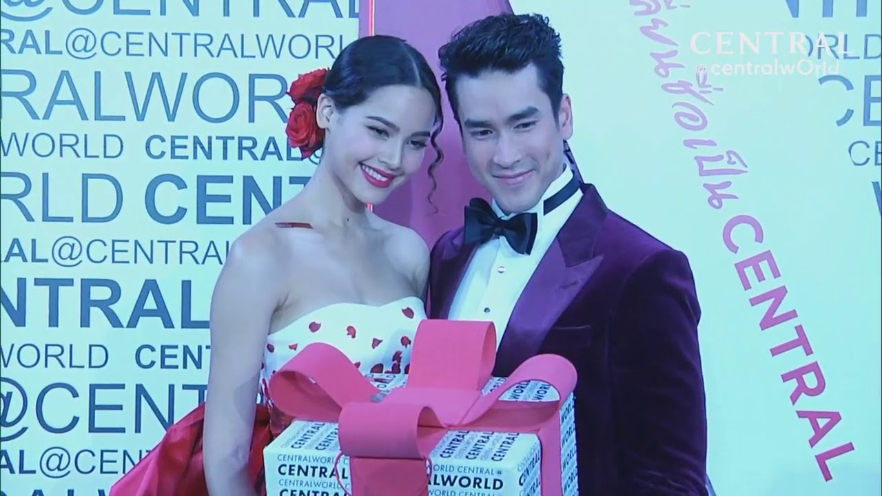 งานเปิดตัวเป็นทางการอย่างยิ่งใหญ่ Central @ centralwOrld นำโดย 