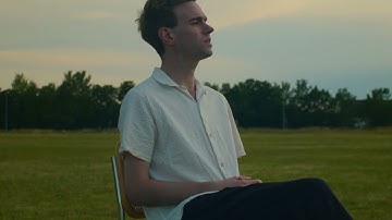 Colouring - Lune (Official Video)