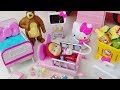 Masha and Bear Hello Kitty ambulance Hospital car toys doctor play 마샤와 곰 헬로키티 구급차 의사 병원놀이 자동차 장난감